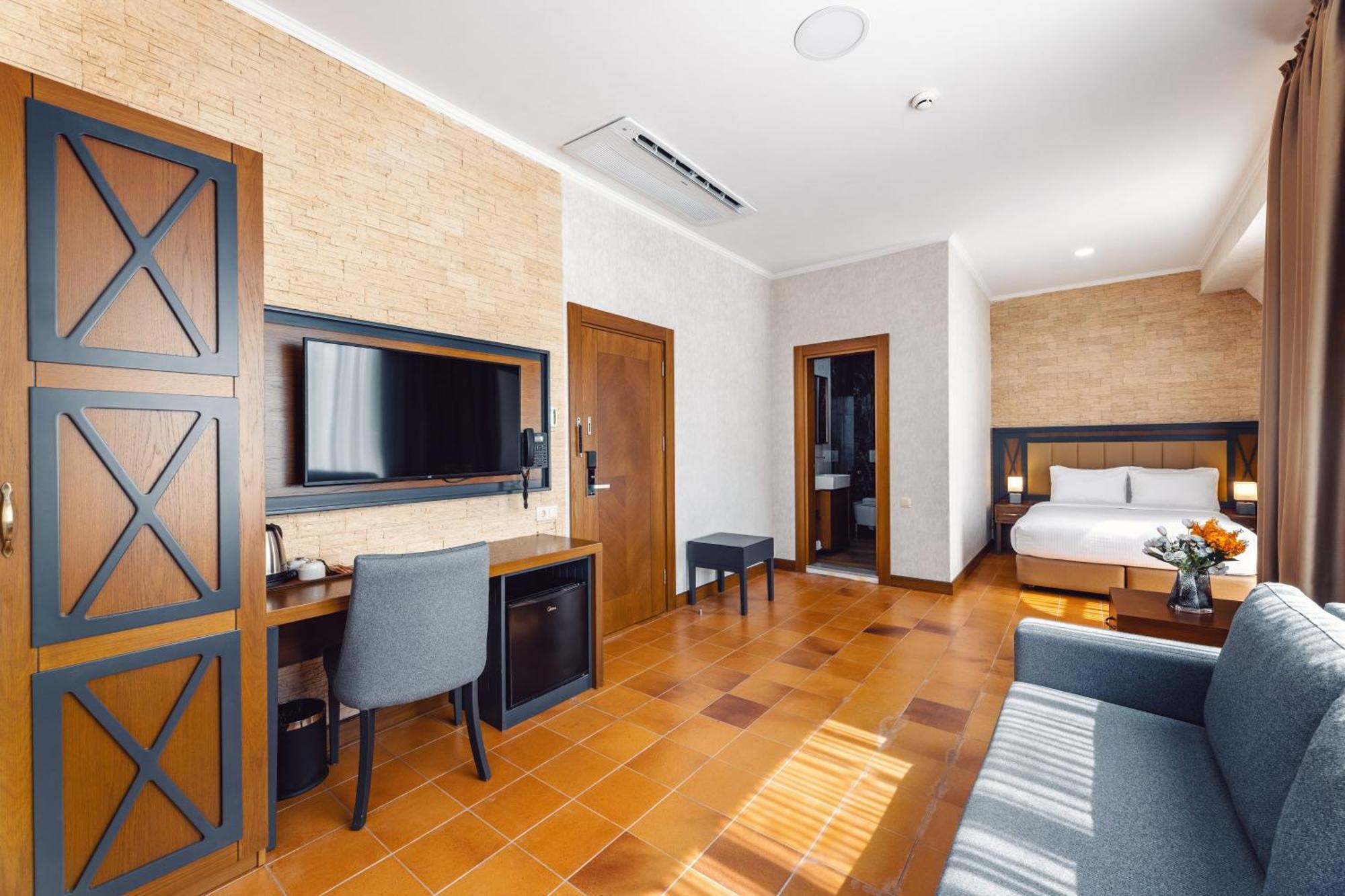 Hotel Chateau Kvirike Boboqvati Екстериор снимка