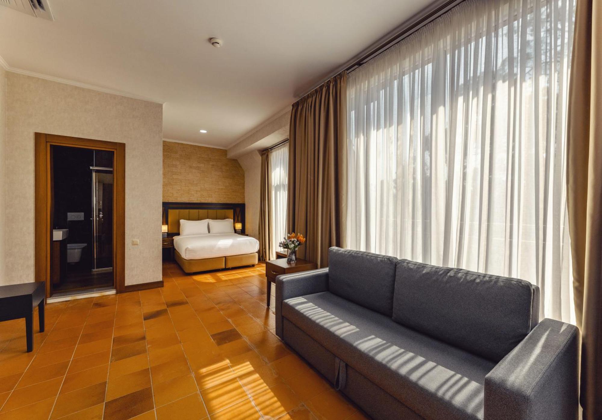 Hotel Chateau Kvirike Boboqvati Екстериор снимка