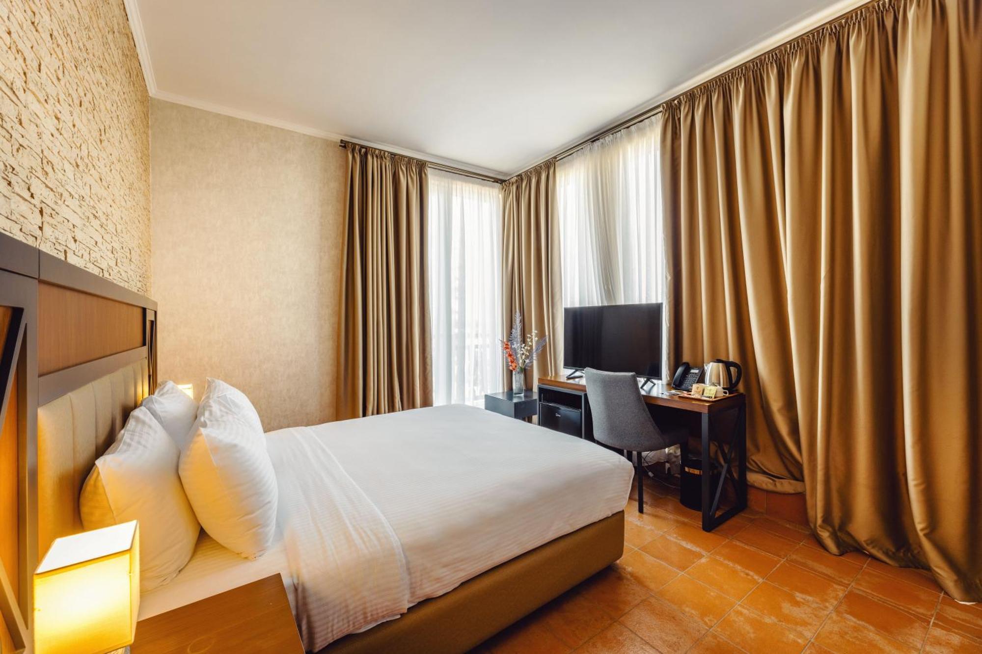 Hotel Chateau Kvirike Boboqvati Екстериор снимка